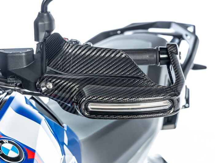 Ilmberger kézvédő irányjelzővel R1300/Adv. Jobb oldali - carbon